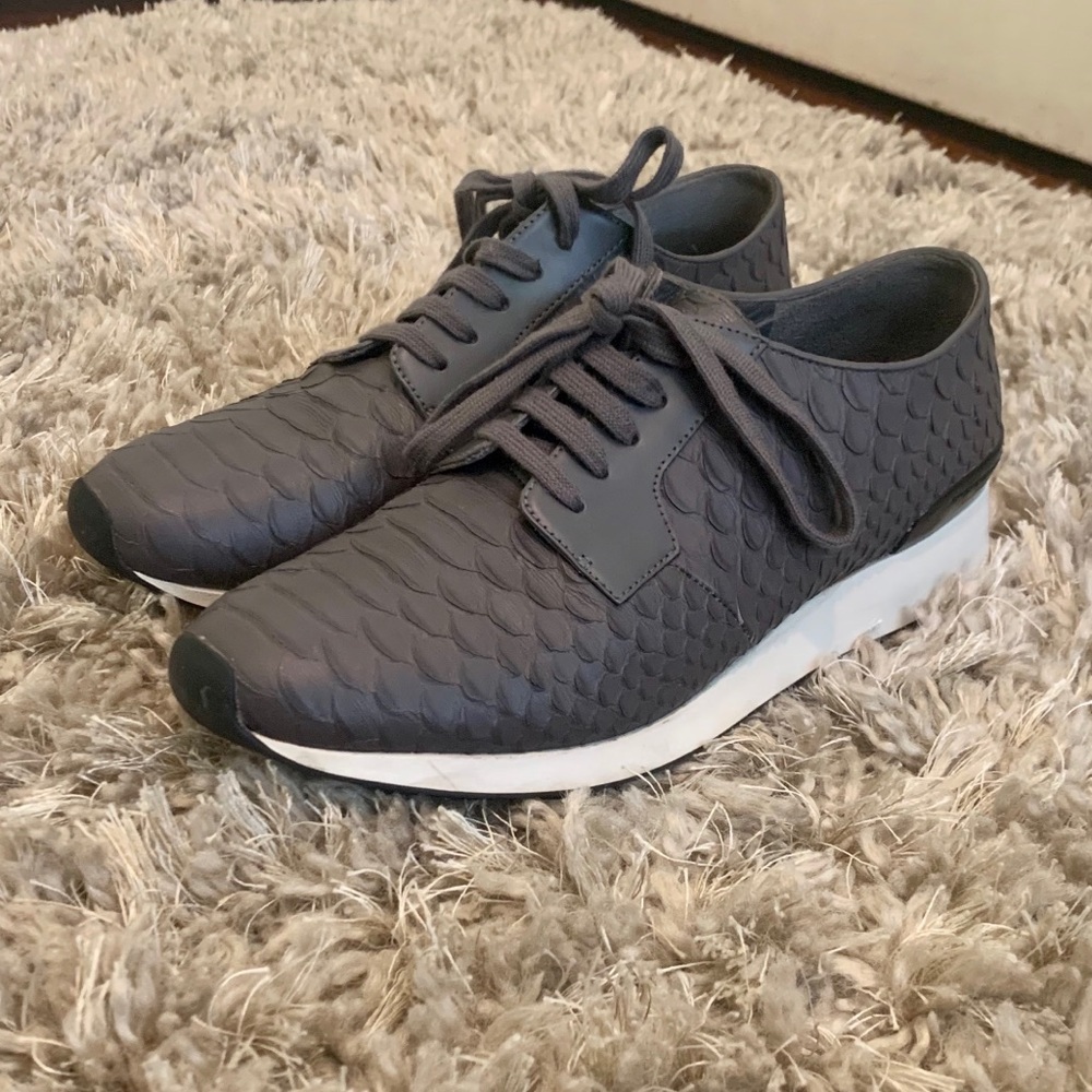 Vince Sneakers